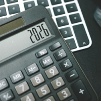 Sociální výpomoc pro rodiny zemřelého zaměstnance už není osvobozena od daně. Cesta ale existuje